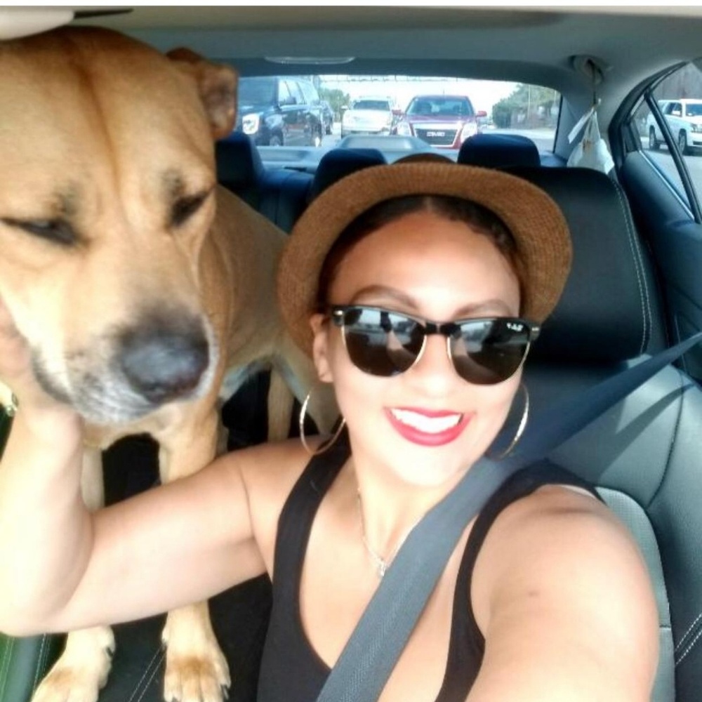 Meet your Posher, Emily